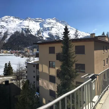 Chesa Sonnalpine B 33 公寓 *