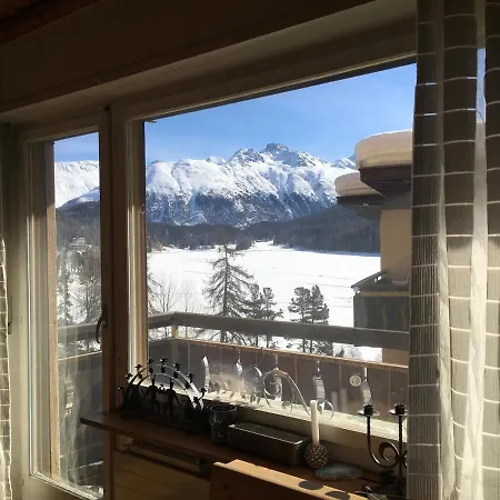 Chesa Sonnalpine B 33 公寓 *